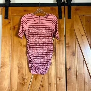 Jessica Simpson Maternity T-shirt - EUC size S